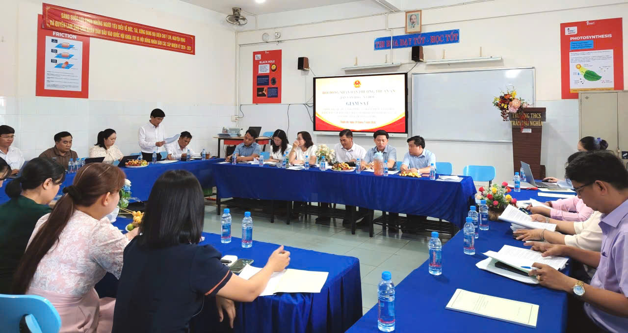 Ban Văn hóa - Xã hội của Hội đồng nhân dân phường Thuận An giám sát chuyên đề đối với trường THCS Trần Đại Nghĩa