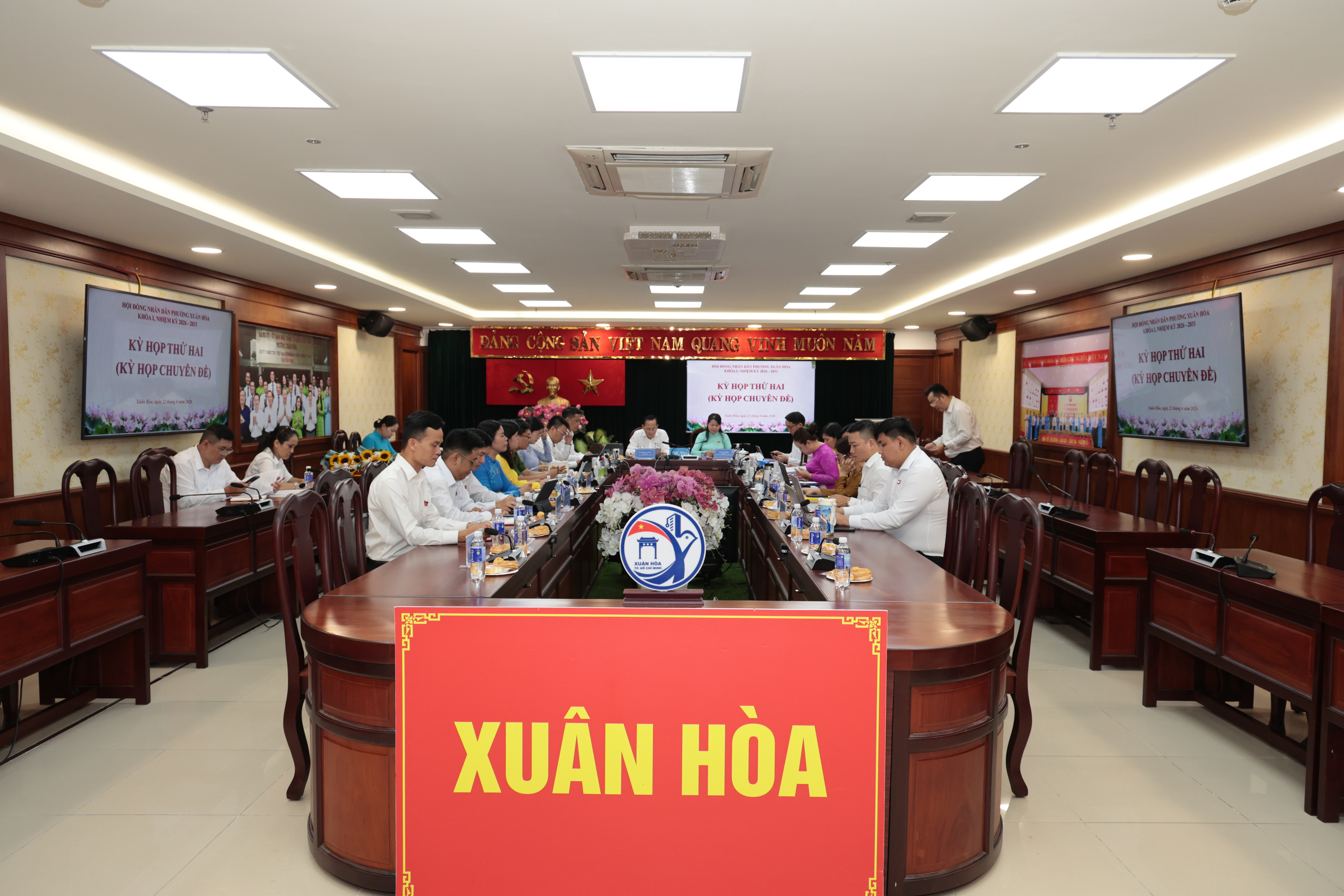 Toàn cảnh Kỳ họp