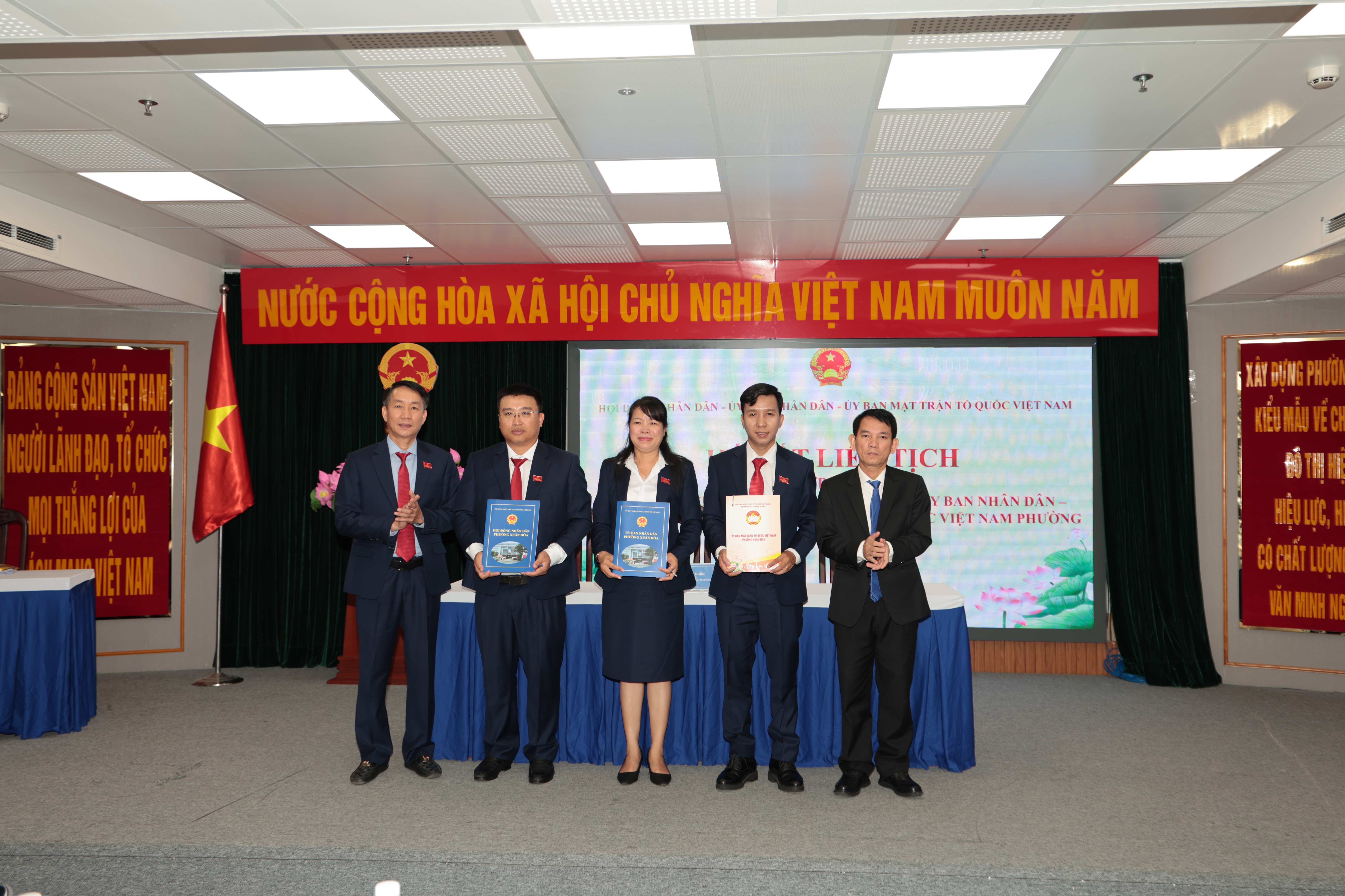 Các đơn vị thực hiện ký kết