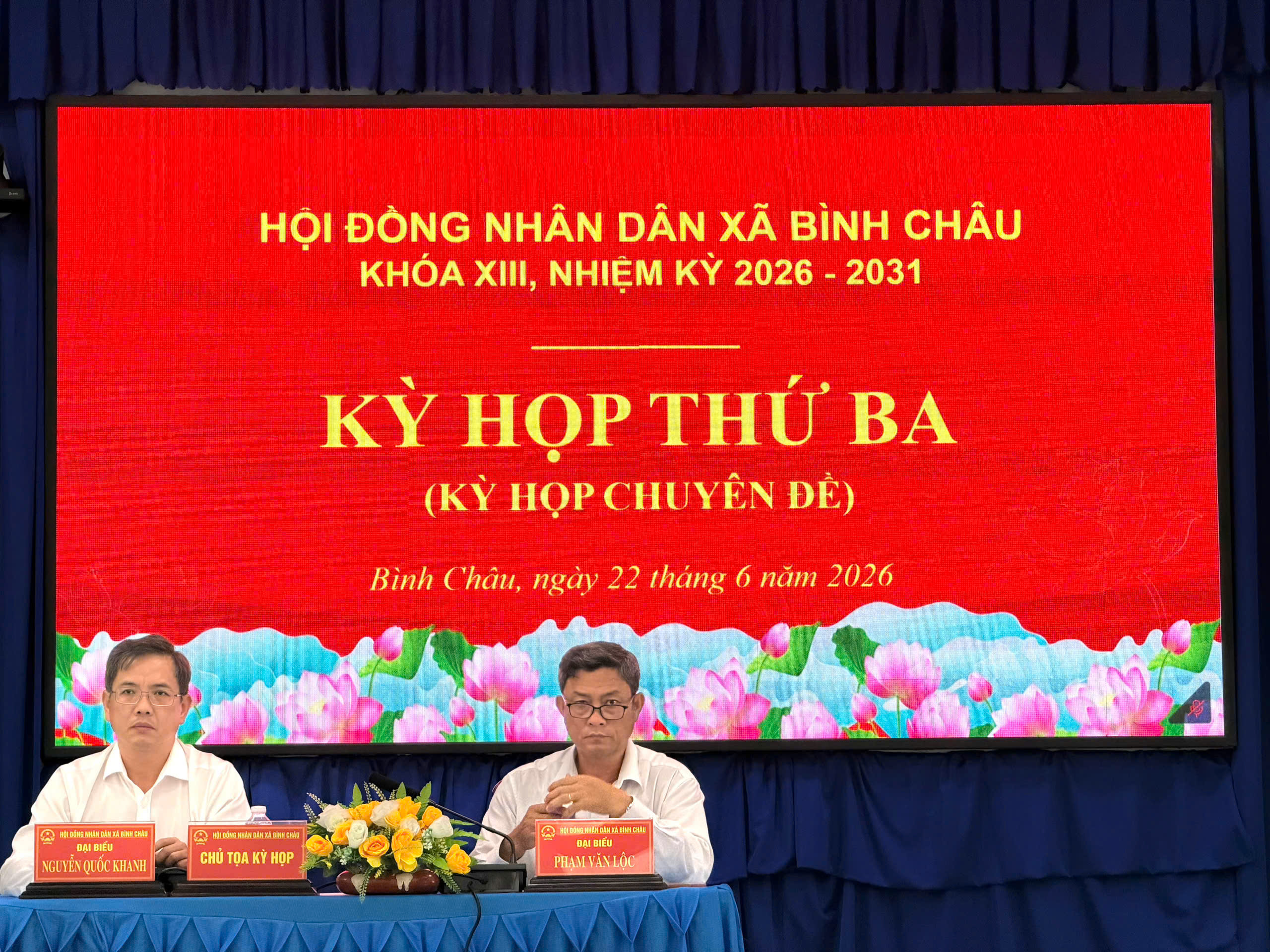 HĐND XÃ BÌNH CHÂU KHÓA XIII TỔ CHỨC THÀNH CÔNG KỲ HỌP THỨ BA (KỲ HỌP CHUYÊN ĐỀ) THÔNG QUA NGHỊ QUYẾT VỀ SẮP XẾP ẤP TRÊN ĐỊA BÀN XÃ