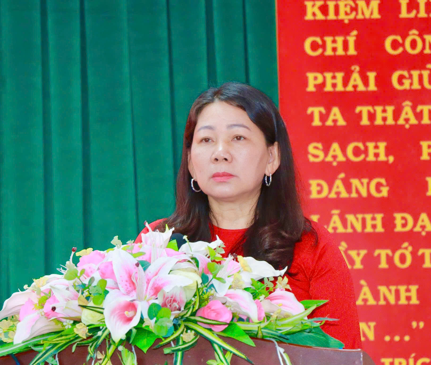 HĐND XÃ ĐẤT ĐỎ KHÓA II TỔ CHỨC KỲ HỌP THỨ TƯ (KỲ HỌP THƯỜNG LỆ GIỮA NĂM 2026)
