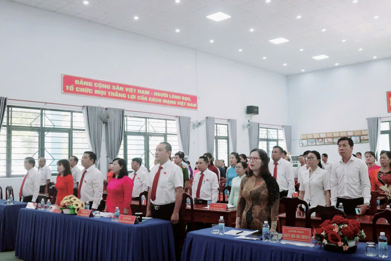 Lễ chào cờ khai mạc Kỳ họp